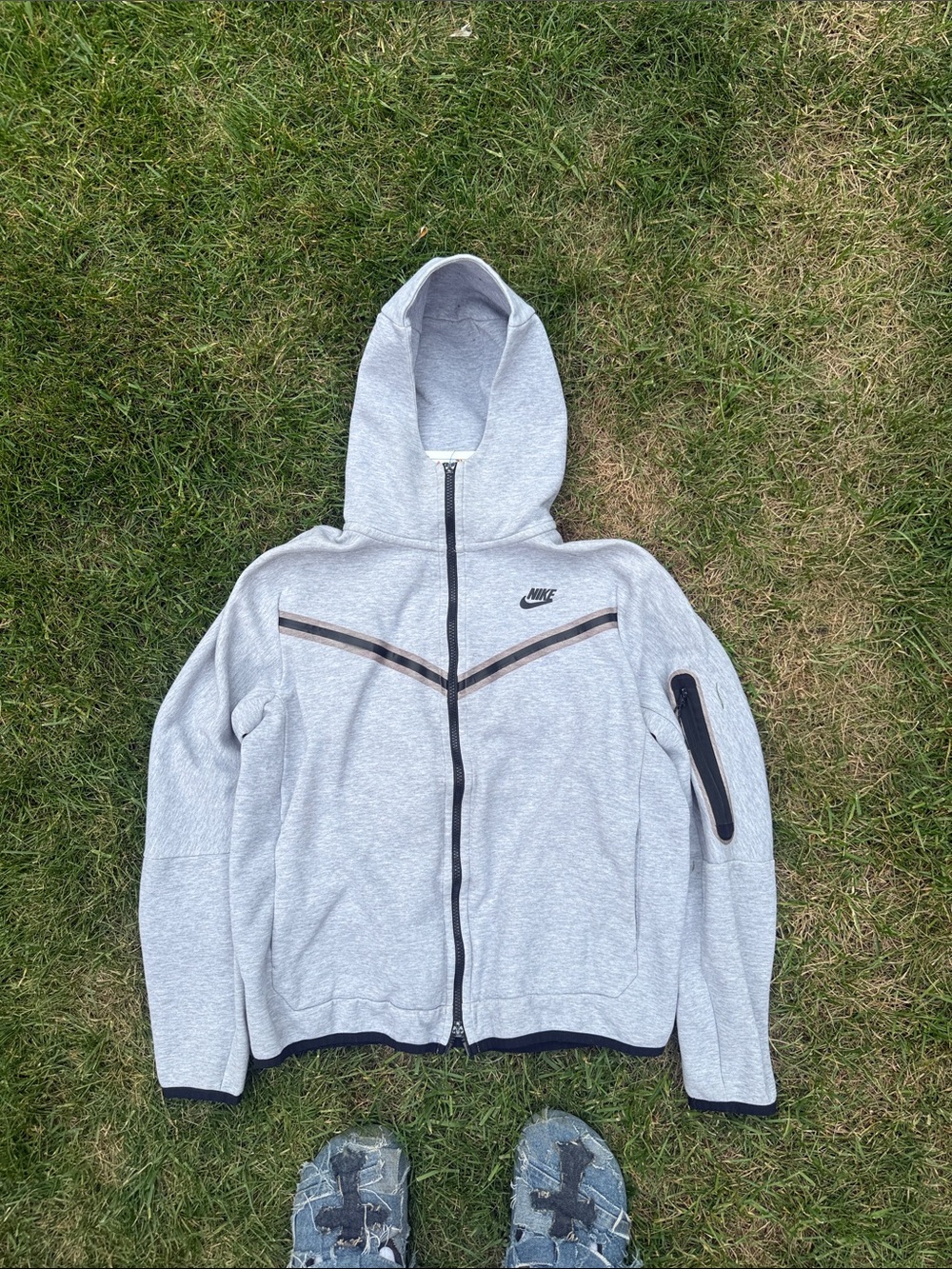 Nike Light Gray Full-Zip Hoodie with Black Trim